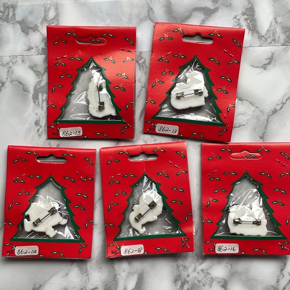 Vintage Santa Pin / Brooch lot in Packages LOT OF 5 PC. - Picture 5 of 6
